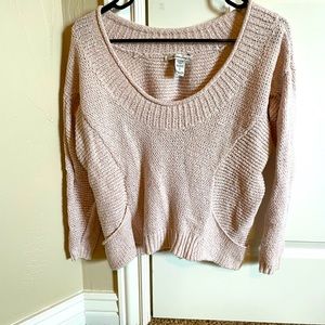 Sweater with pockets